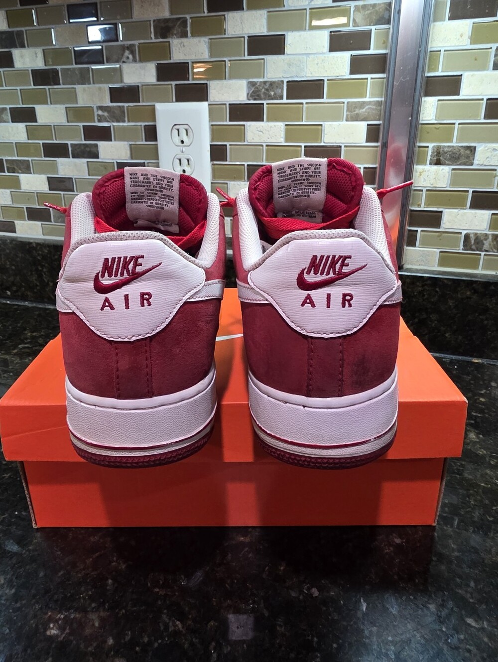 Nike Air Force 1 ♤ Gym Red / White ♤ SKU 488298-620 ♤ Mens 11 ♤ BEAUTIFUL - Picture 5 of 7